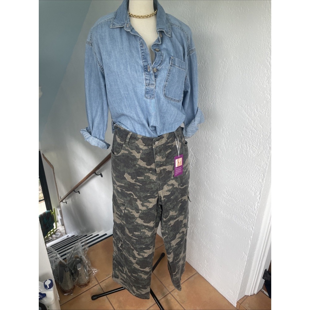 Loveimgs NWT Womens Boyfriend Cargo Barrel Green Tan Jeans Size Large